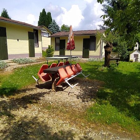 Rempin - Rantin Egyebszallas Hotel Bazakerettye Exterior photo