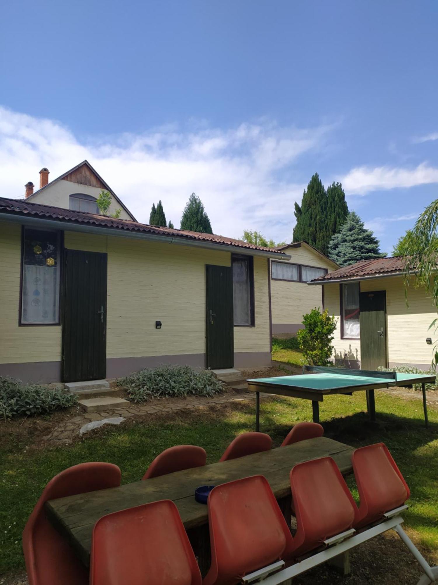 Rempin - Rantin Egyebszallas Hotel Bazakerettye Exterior photo